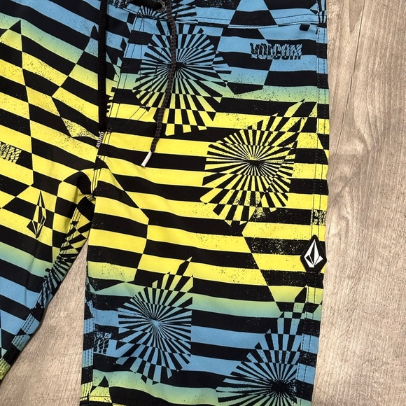 Mens Volcom 29 Small Swimwear Trunks Shorts Boardshorts Mod Tech Stripe EUC - Picture 6 of 9
